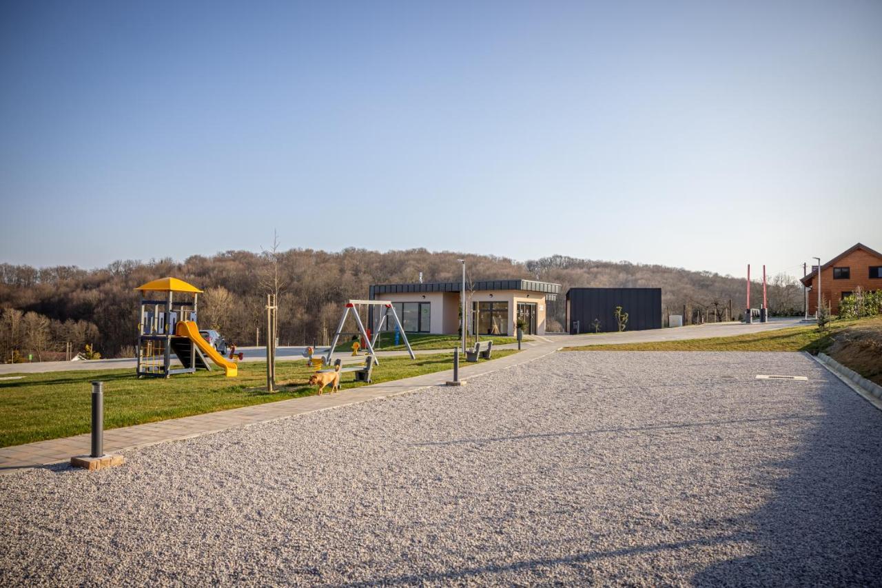 Hotel Wine Camp Hazic Sveti Martin Na Muri Esterno foto