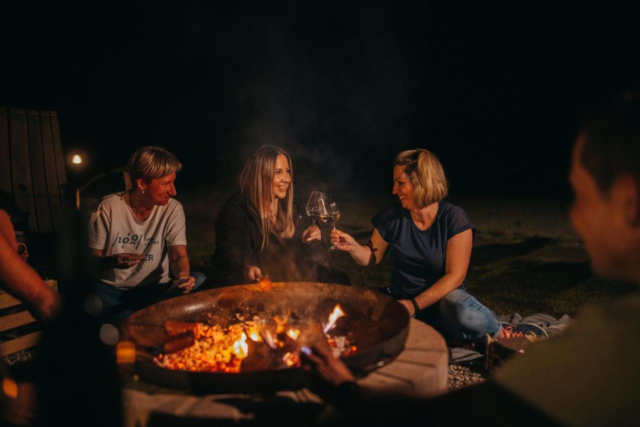 Hotel Wine Camp Hazic Sveti Martin Na Muri Esterno foto
